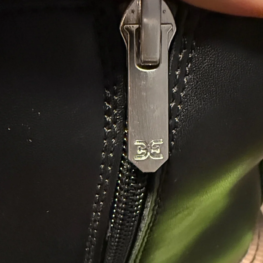 Sam Edelman Black Laguna Chelsea Ankle Boots size 5 Youth girl - Picture 4 of 11